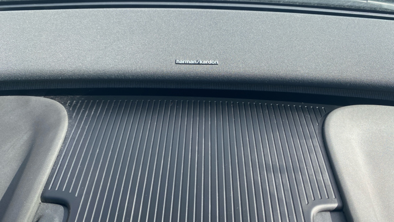 Volvo EX30 315kW Twin Motor Performance Ultra 69kWh 5dr Auto Electric Estate